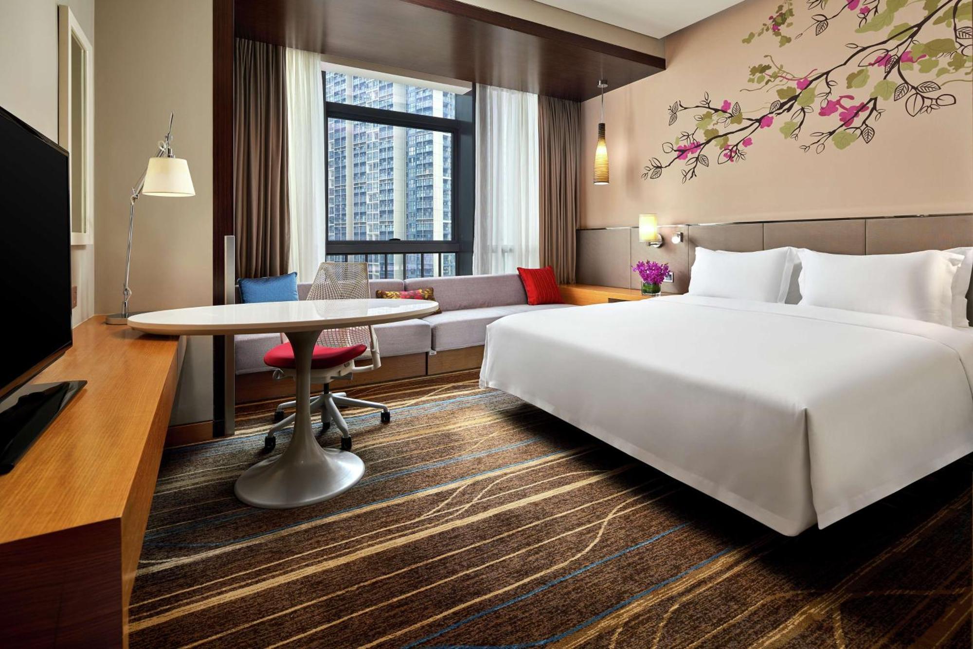 Hilton Garden Inn Shenzhen Bao'An Exterior photo