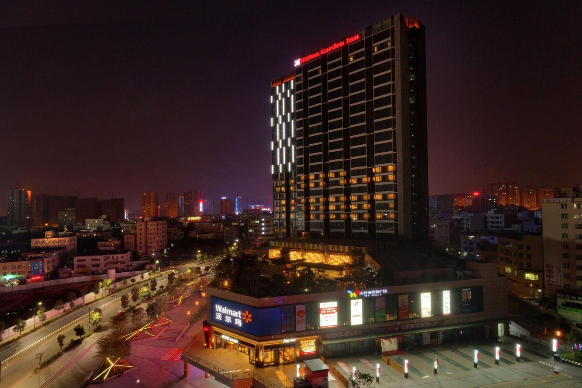 Hilton Garden Inn Shenzhen Bao'An Exterior photo